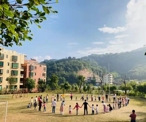 Últimas notícias da empresa sobre Promoção de sacos compostáveis na escola primária Waldorf